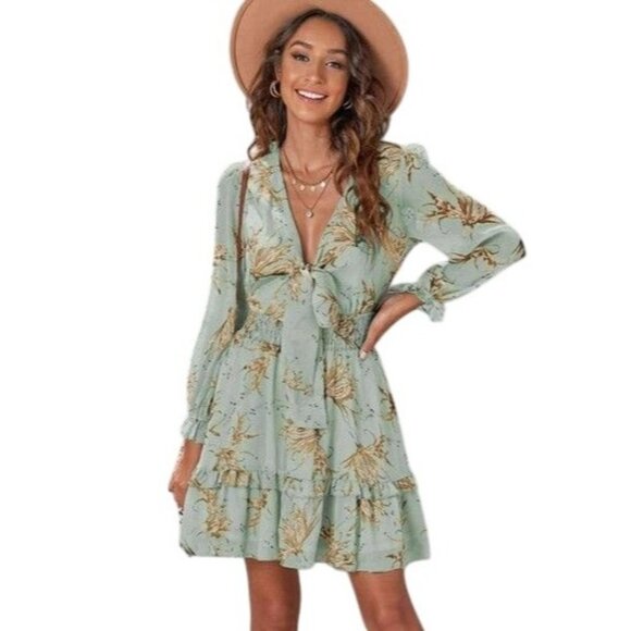 Unknown Dresses & Skirts - Floral Boho Long-Sleeve Tie-Front Ruffle Dress Size XL Light Green Boho